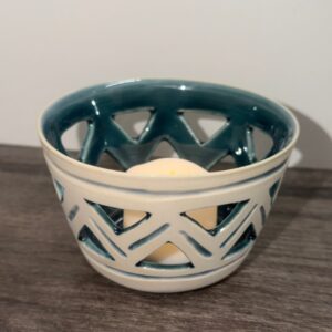 Votive holder – Carved porcelain