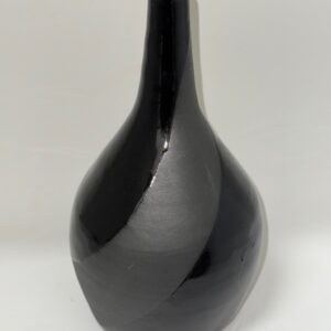 Vase – Matte and glossy black